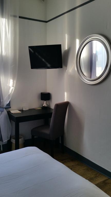Logis Hotel Au Gré du Vent Berck Habitación foto